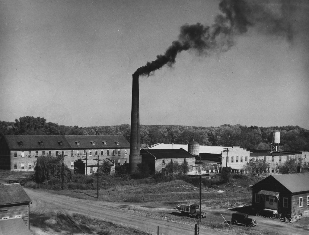 1930s Amana Woolen Mill 1930s Amana Woolen Mill